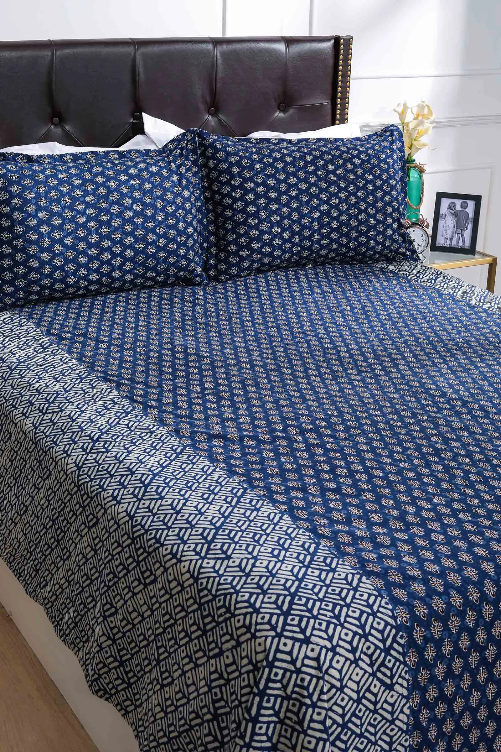 1 Indigo Blossom Cotton Bedsheet