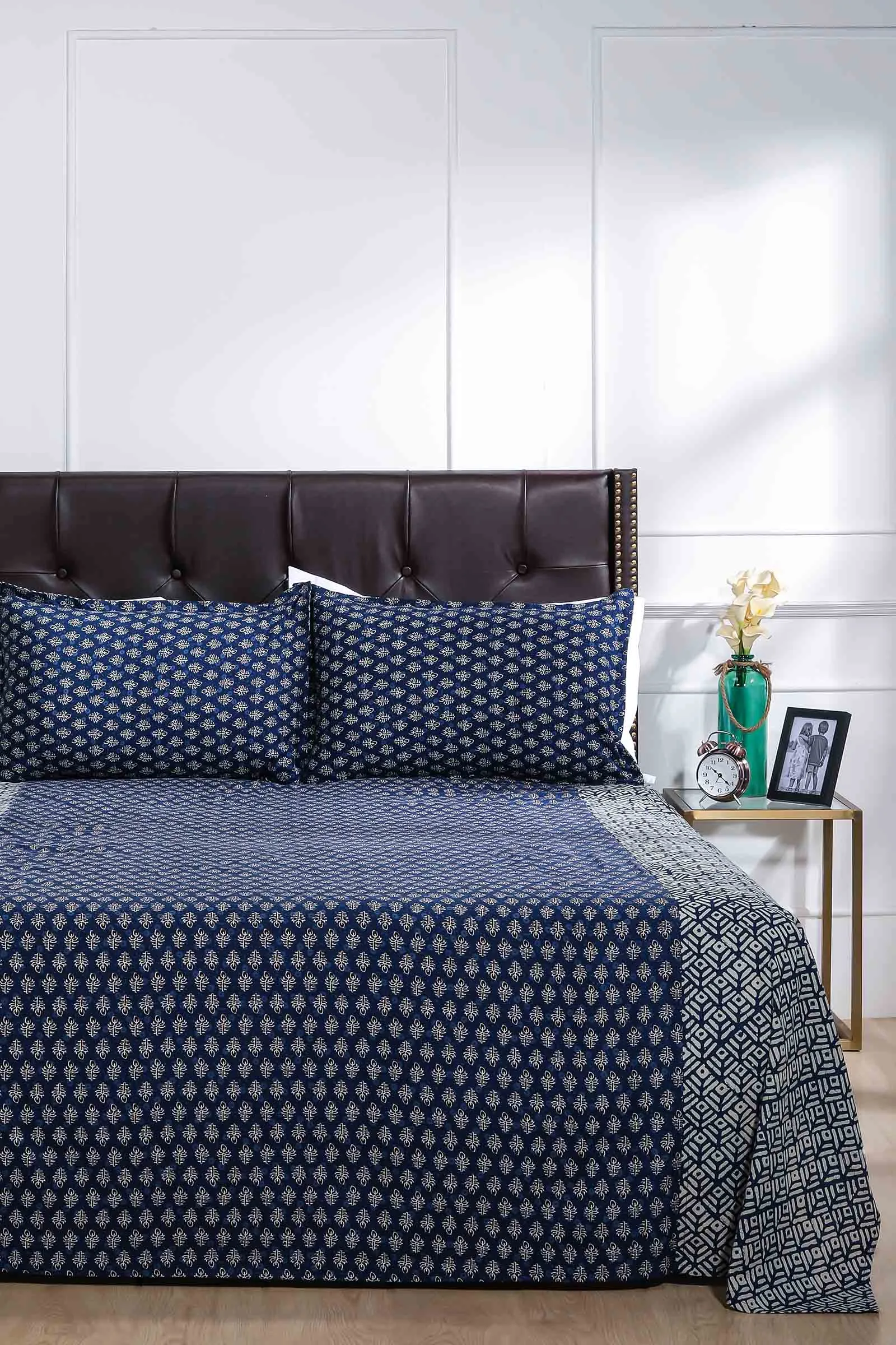 1 Indigo Blossom Cotton Bedsheet