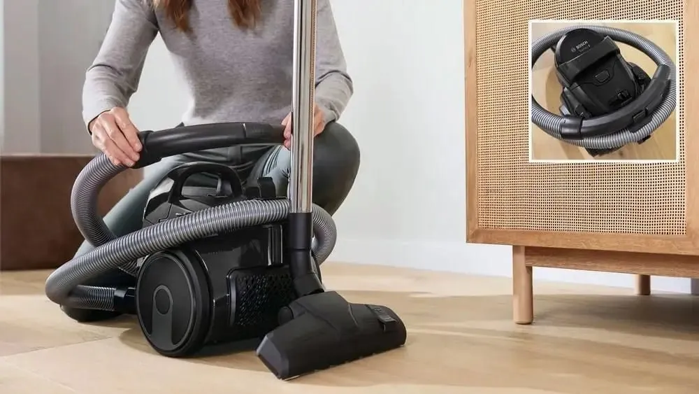 Bosch BGS05BA2GB Bagless Cylinder Vacuum Cleaner - Black