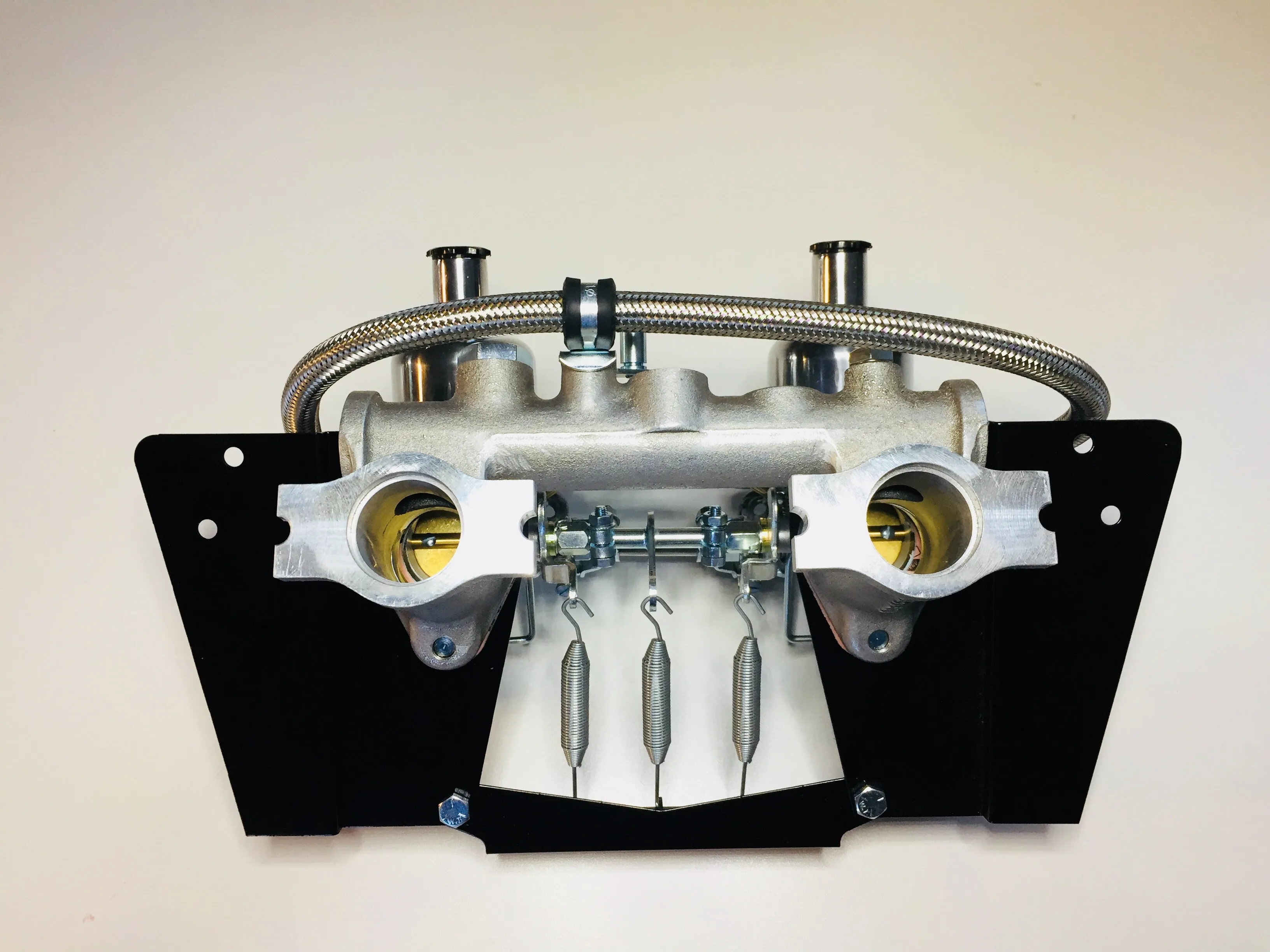 Brand new HS2 SU Carburetor & Manifold Set