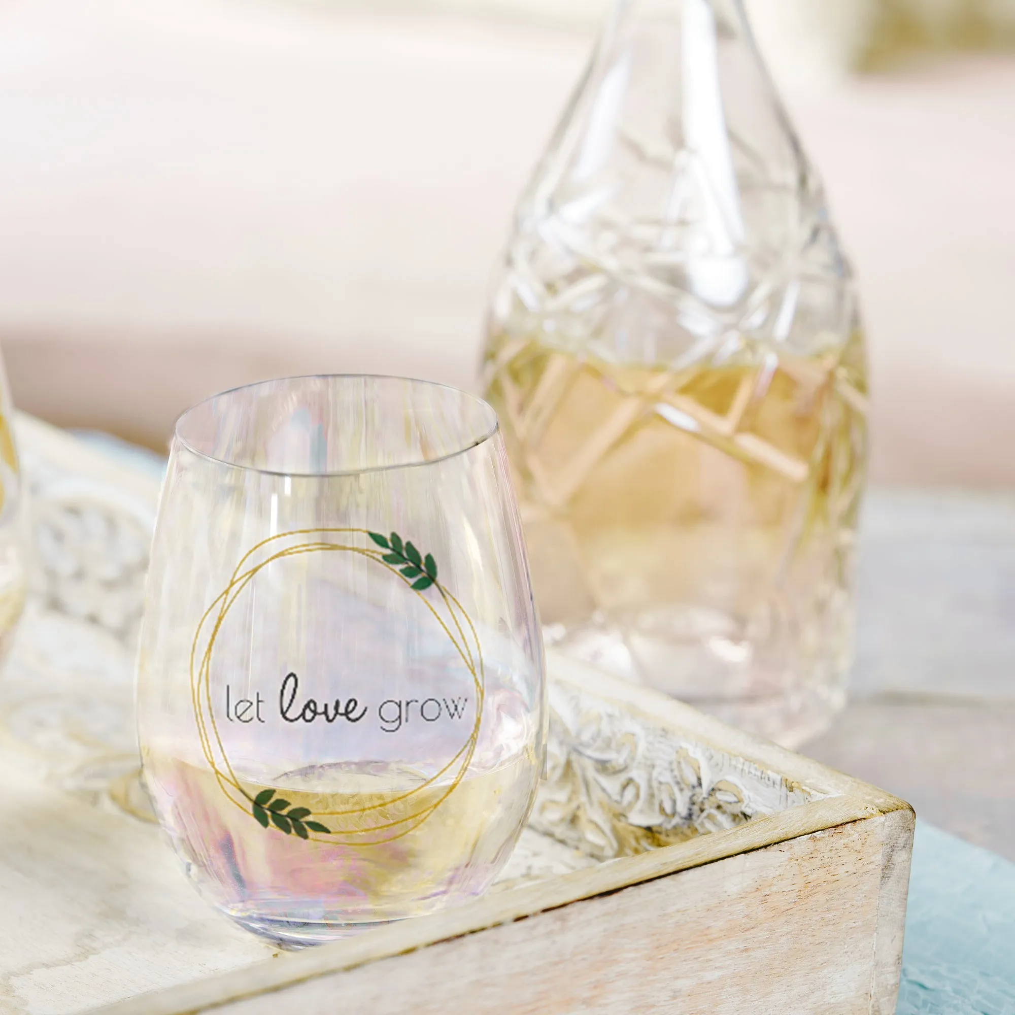 Let Love Grow 18 oz Stemless Wine Glass