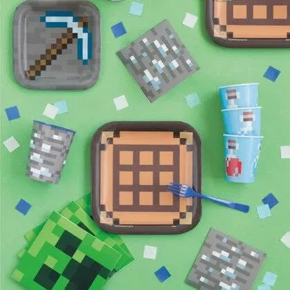 Minecraft - 9" Square Square Plates (8ct)