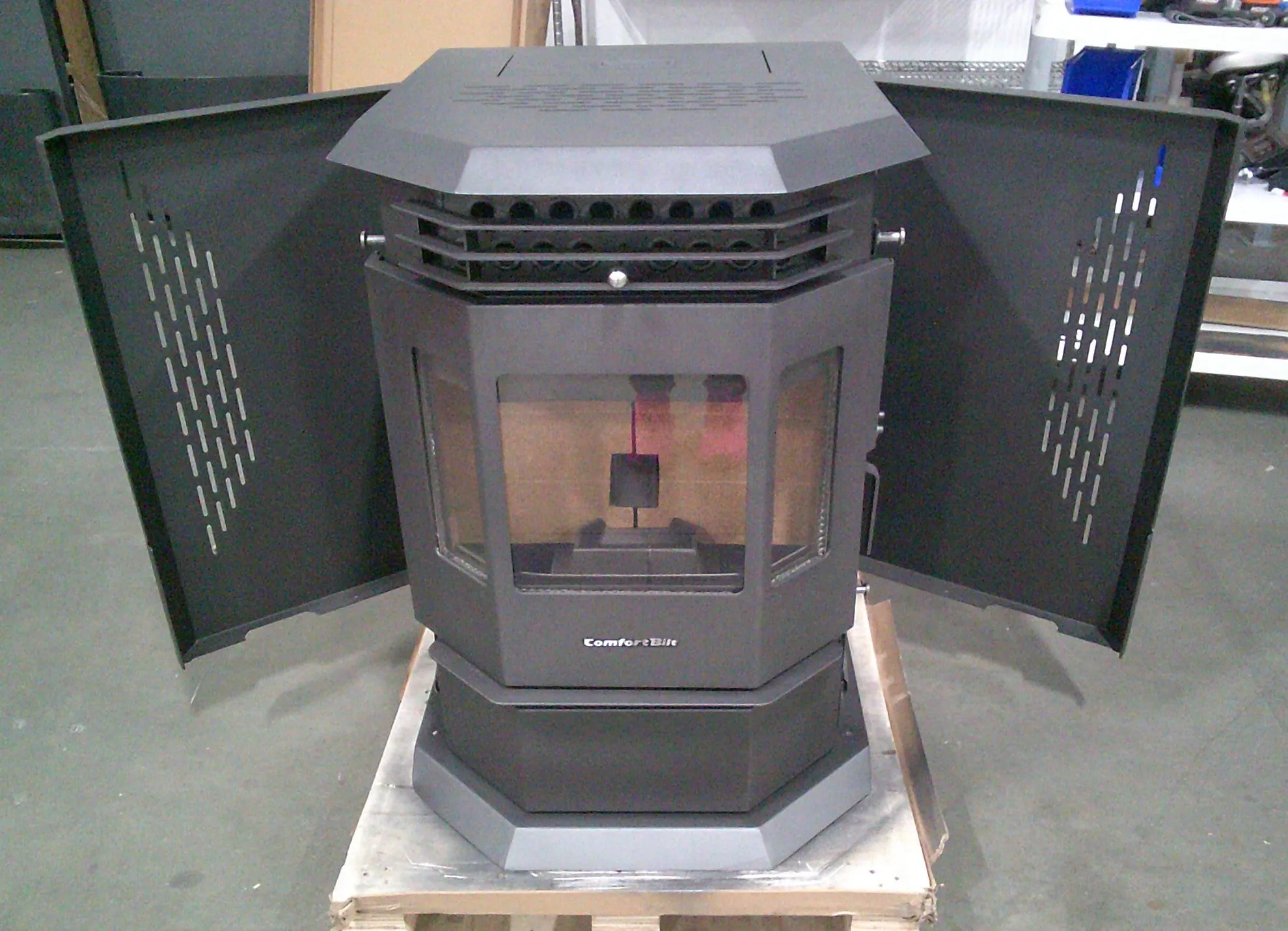 Scratch/Dent HP22 Black Pellet Stove - SD7096