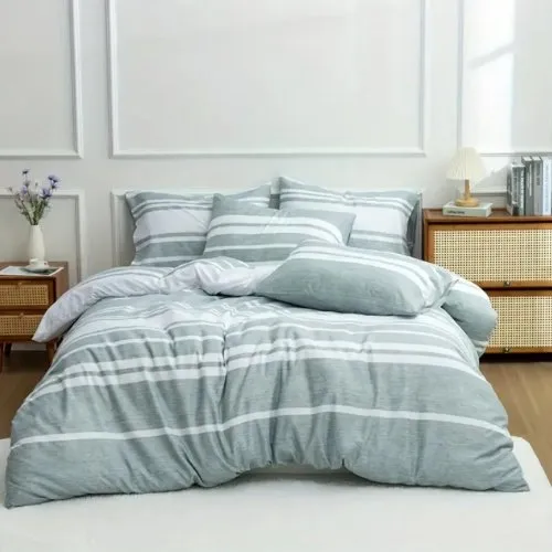 Single Size 4 pieces Green Stripe Design Duvet cover set.