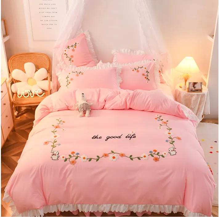 Three-piece Set On Single Bed With Wind Ruffled Duvet Cover