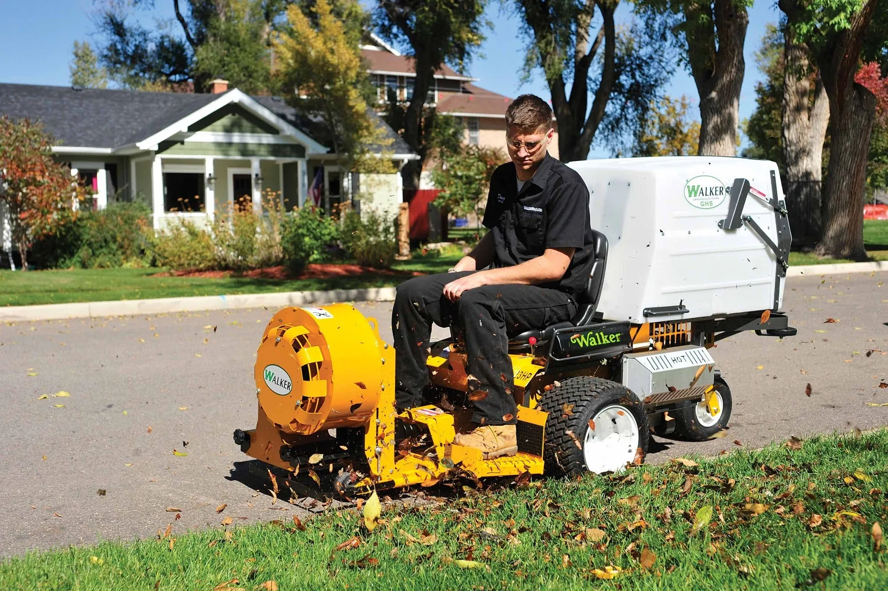 Walker Mower 13.5" Debris Blower